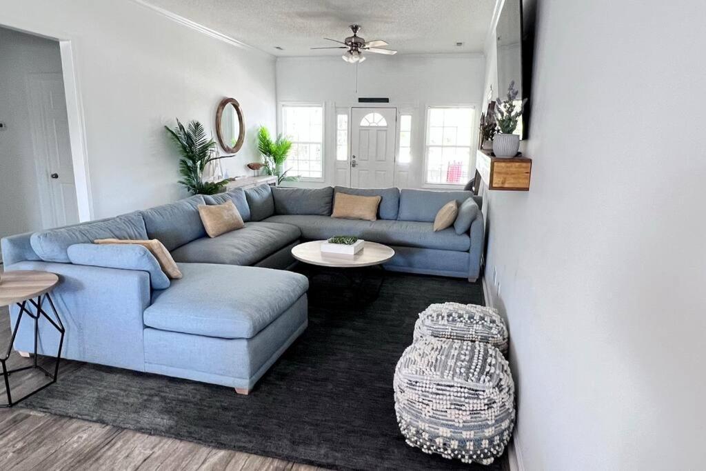 Walk To The Beach-Sleeps 10 And Golfcart マートルビーチ エクステリア 写真